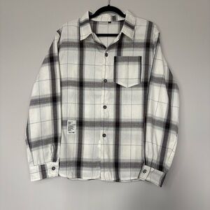 SHEIN Mens Plaid Flannel Size L Lightweight Layering Piece Long Sleeve